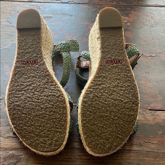 Taos Footwear Green Braided Sandals - Picture 5 of 5